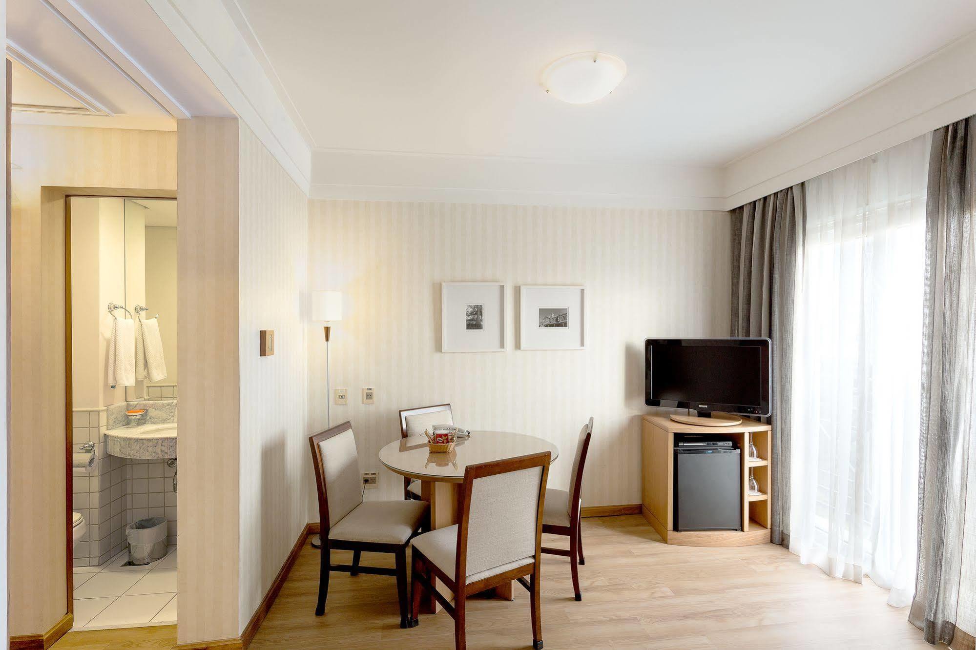 Hotel Cassino Tower Campinas Cambui By Nacional Inn ภายนอก รูปภาพ