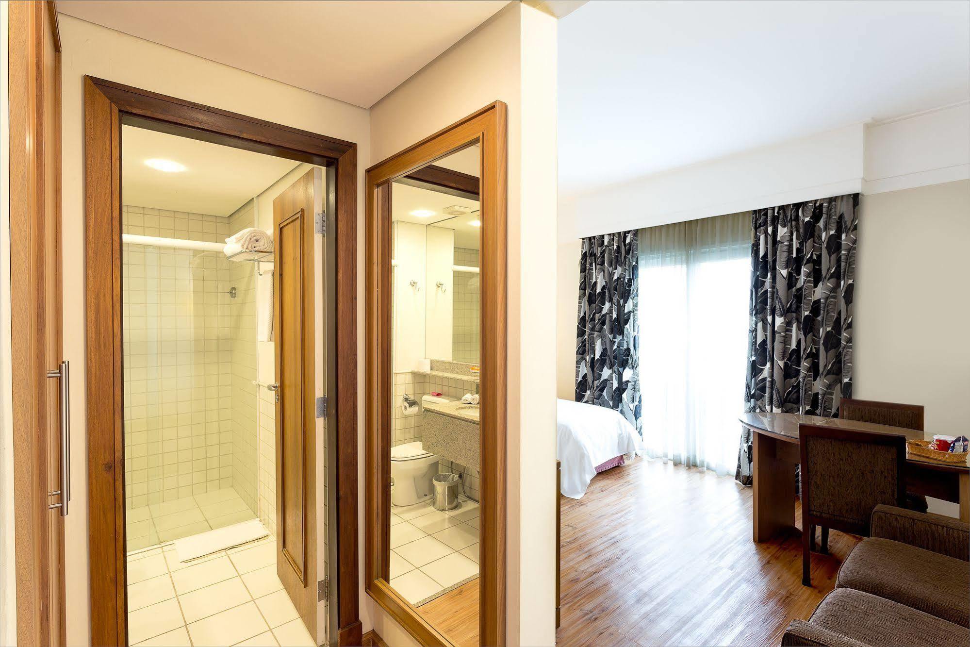 Hotel Cassino Tower Campinas Cambui By Nacional Inn ภายนอก รูปภาพ